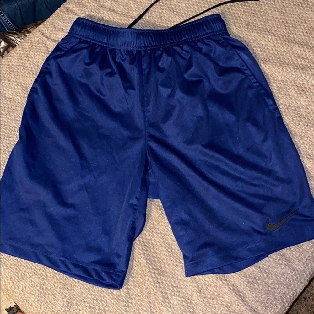 NIKE DRI-FIT MENS SHORTS